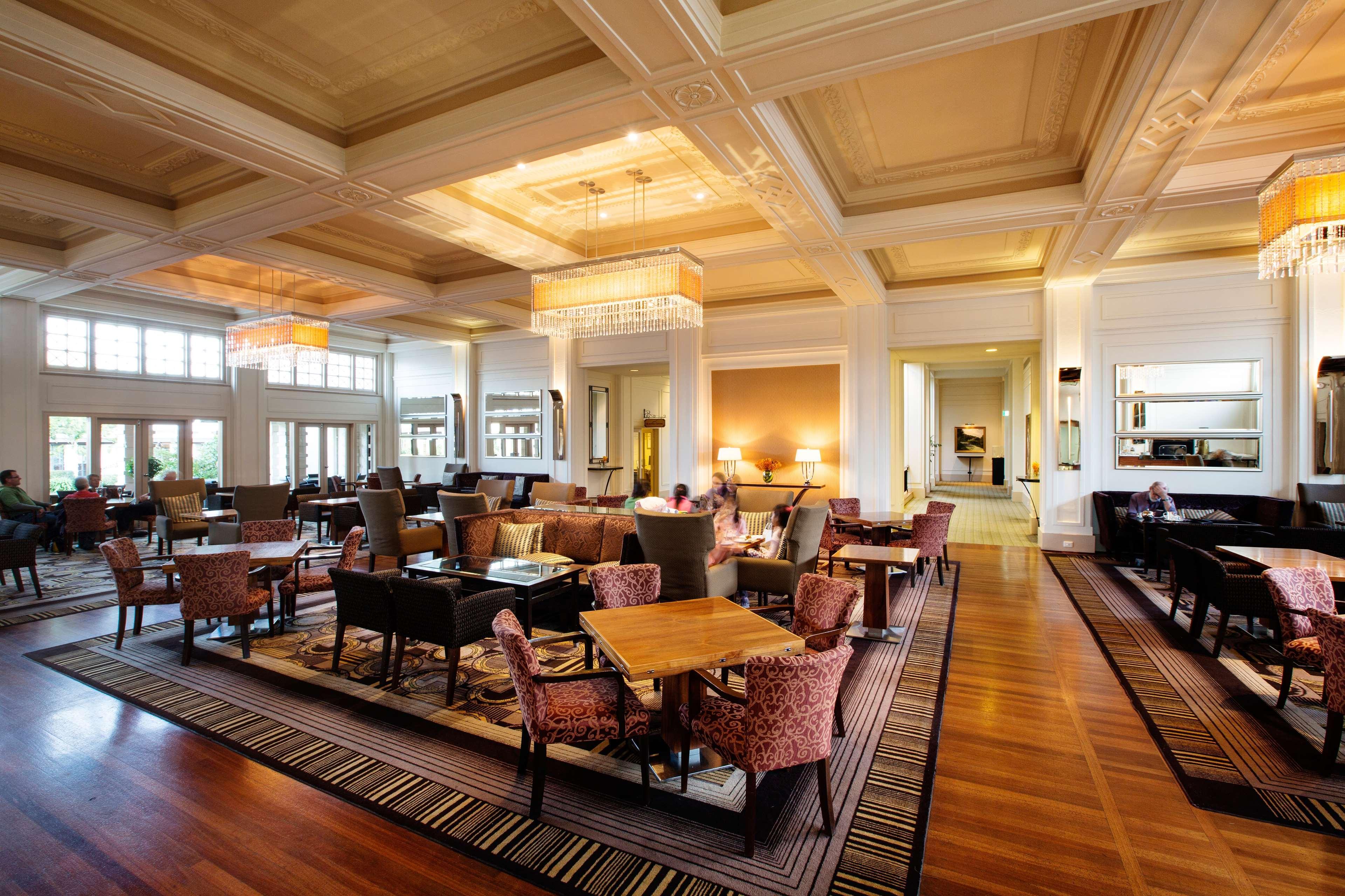 Hyatt Hotel Canberra - A Park Hyatt Hotel Camberra Exterior foto The lobby of the Fullerton Hotel