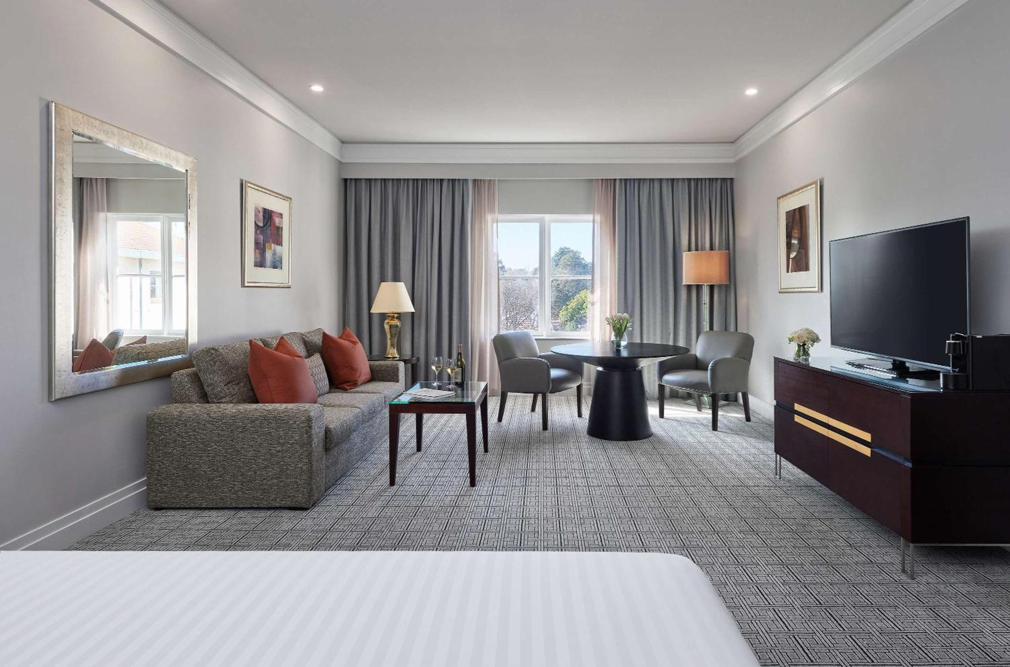 Hyatt Hotel Canberra - A Park Hyatt Hotel Camberra Exterior foto