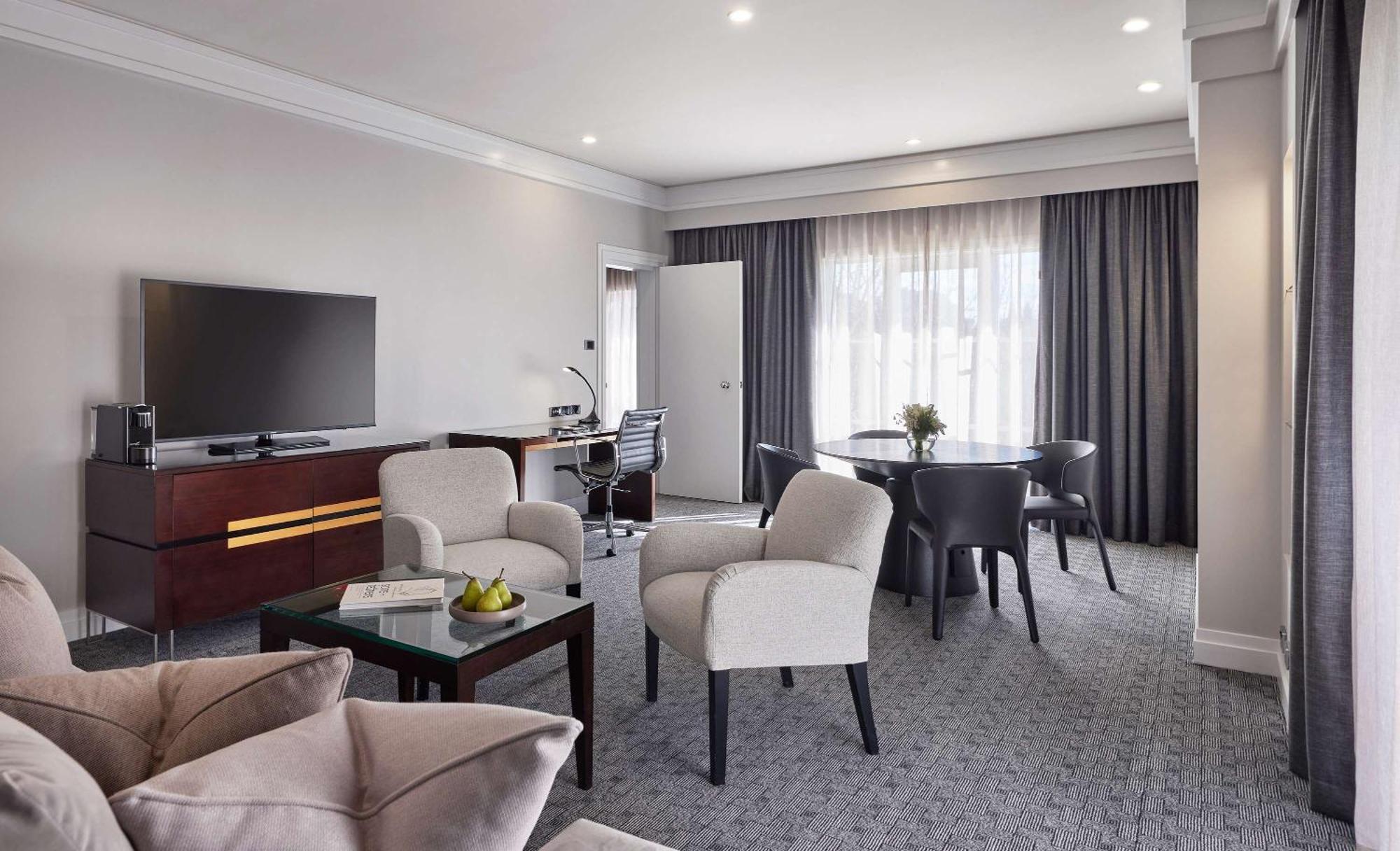 Hyatt Hotel Canberra - A Park Hyatt Hotel Camberra Exterior foto